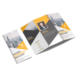 Panfletos / Flyers / Folhetos Couchê 115g 200x280mm 4x4 Sem verniz Refile Com Dobra
